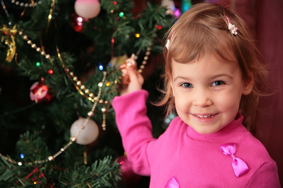 4 Ways to Help Foster Children Feel Included During the Holidays